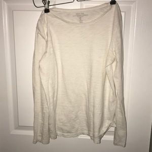 white plain long sleeve shirt